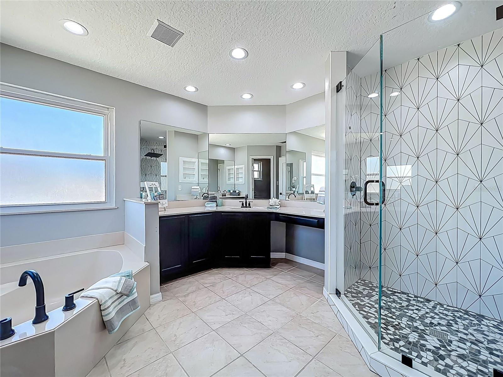 2443 GREENWILLOW DR, ORLANDO, FL, 32825