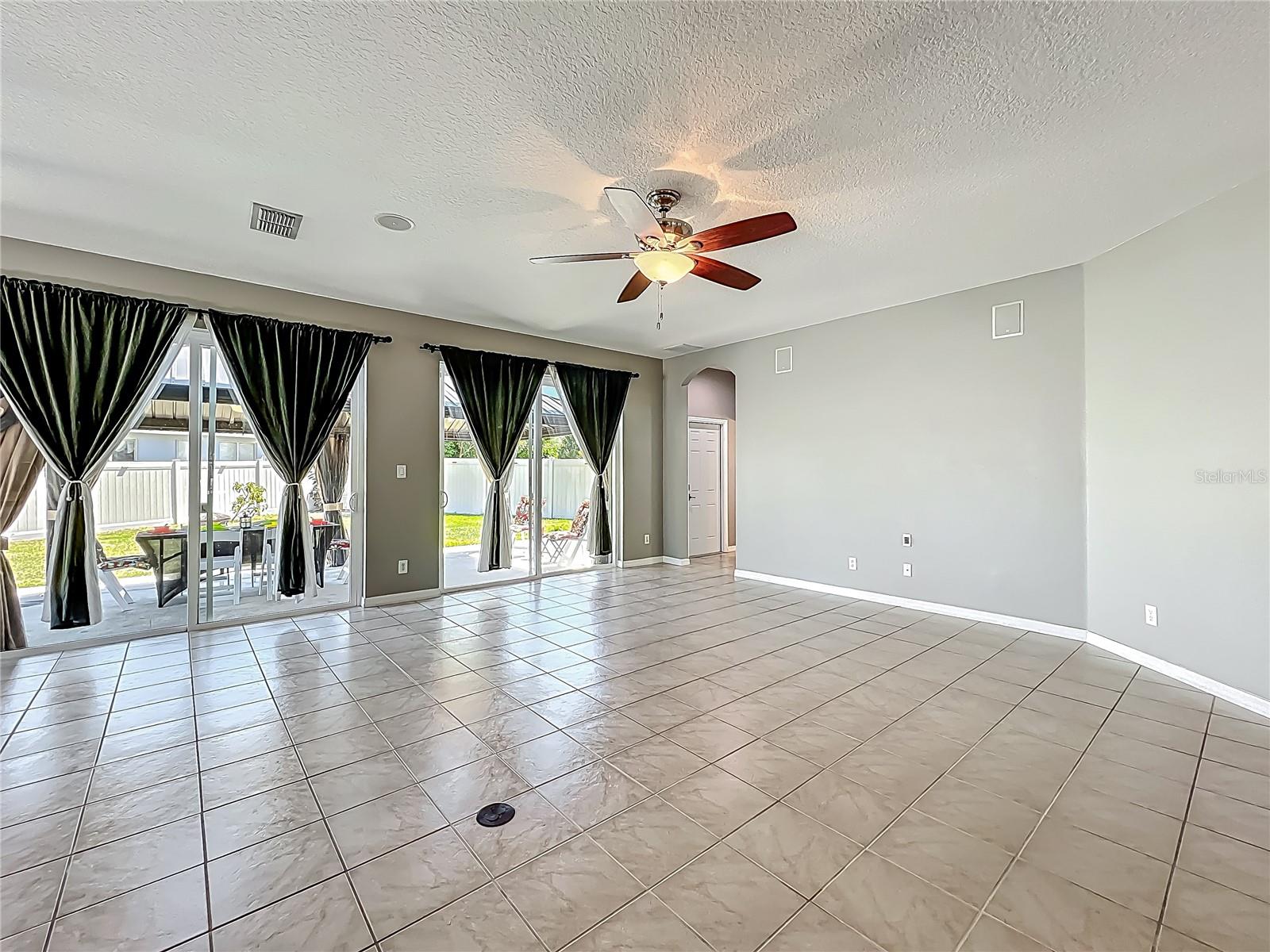 2443 GREENWILLOW DR, ORLANDO, FL, 32825