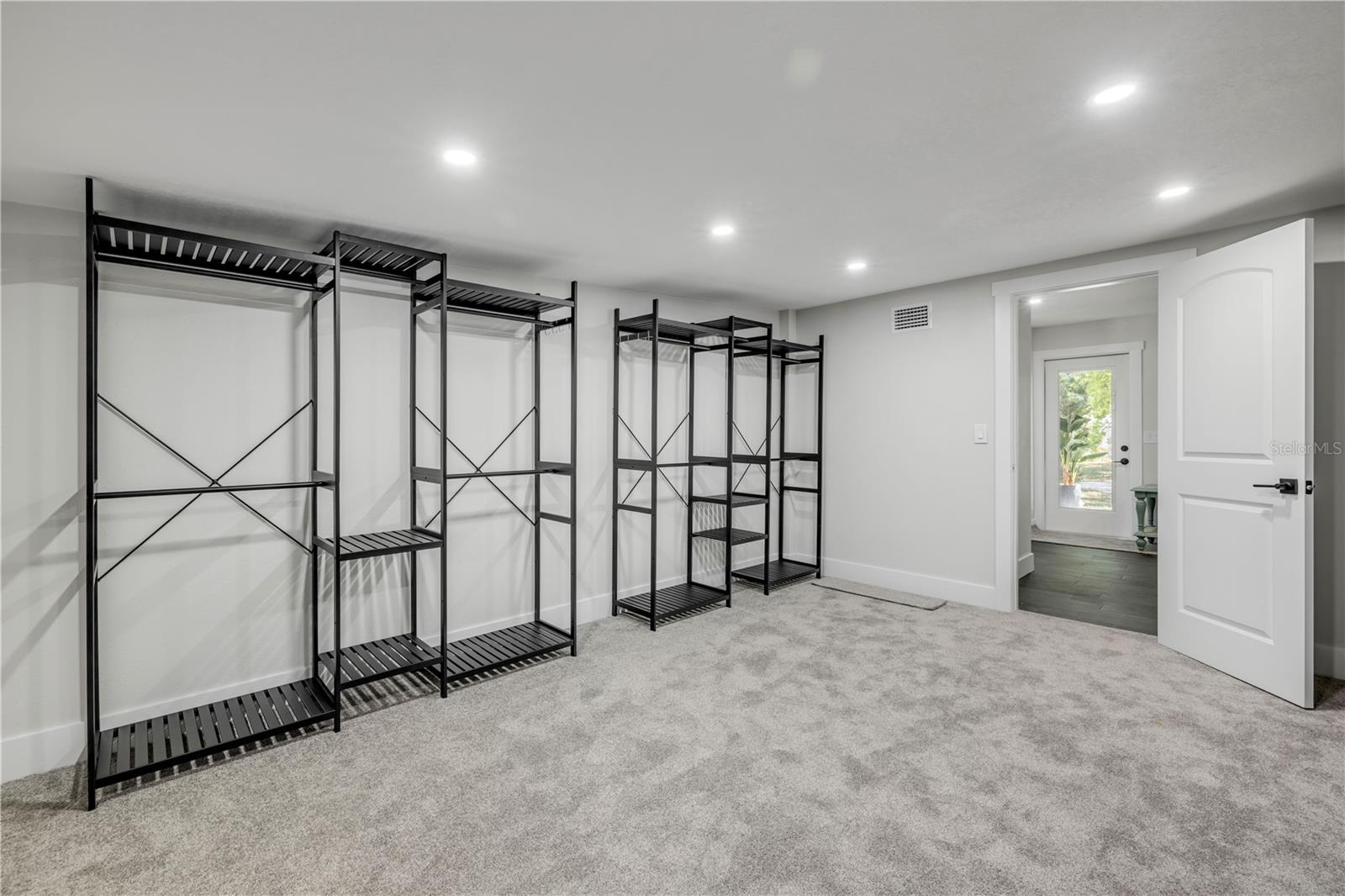 182 HOWES ST, OAK HILL, FL, 32759