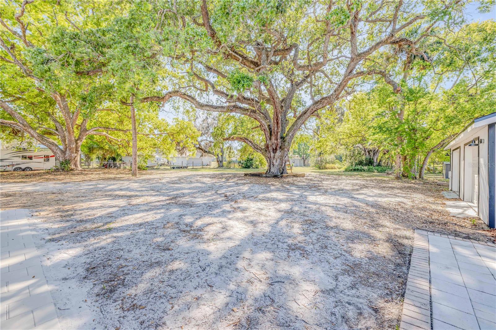 182 HOWES ST, OAK HILL, FL, 32759