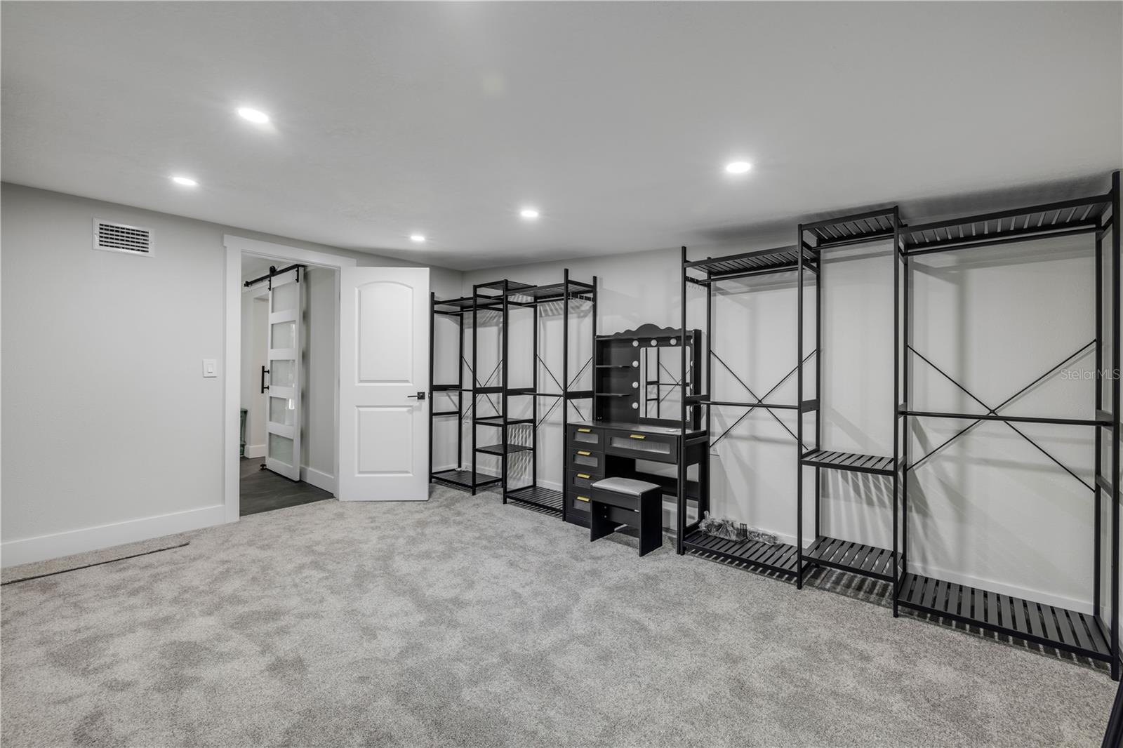 182 HOWES ST, OAK HILL, FL, 32759