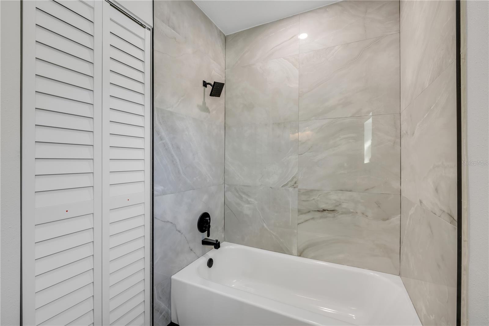 182 HOWES ST, OAK HILL, FL, 32759