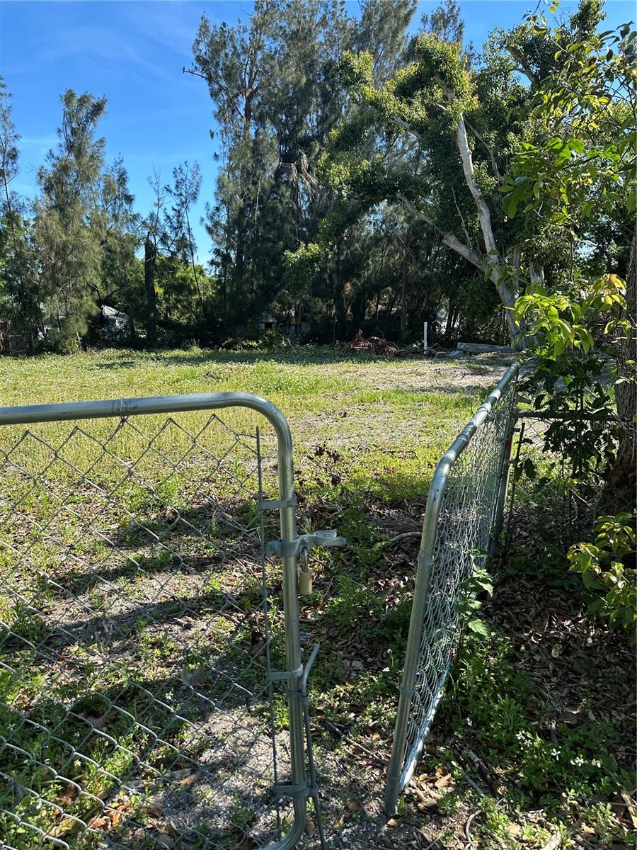 4049 45TH AVE N, ST PETERSBURG, FL, 33714