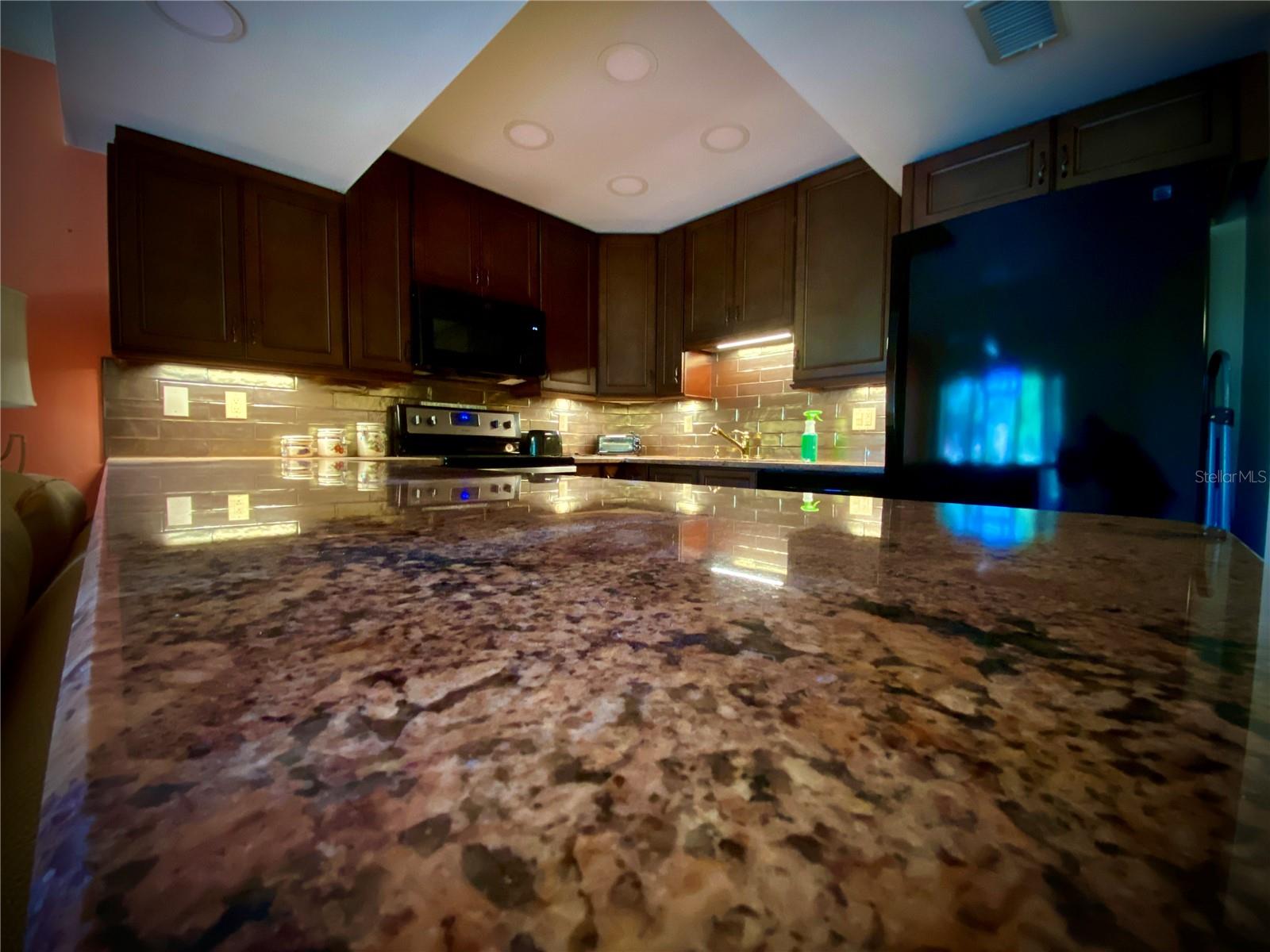 425 30TH AVE W #C112, BRADENTON, FL, 34205