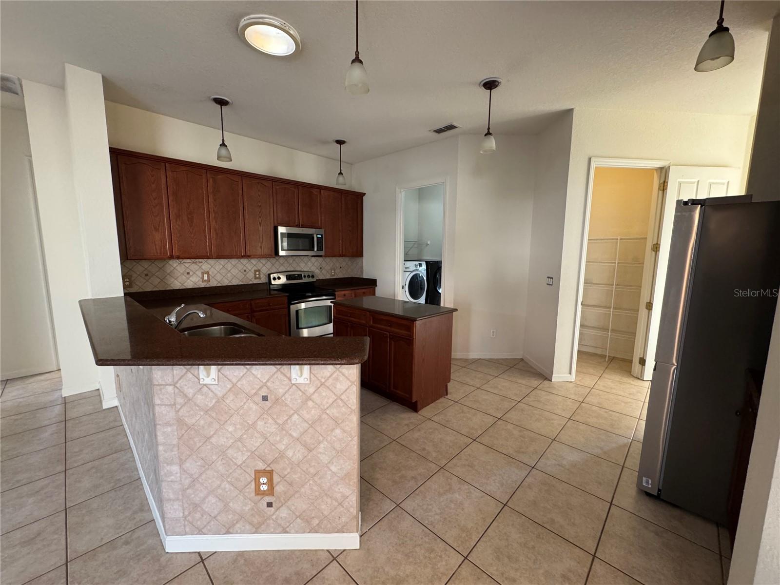 2715 BARTLET DR, KISSIMMEE, FL, 34741