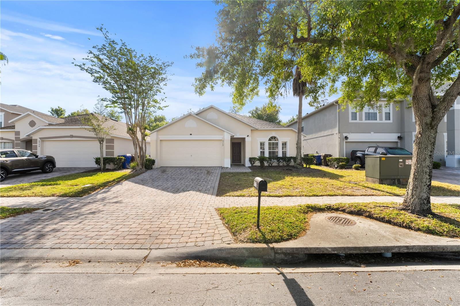 4712 CUMBRIAN LAKES DR, KISSIMMEE, FL, 34746