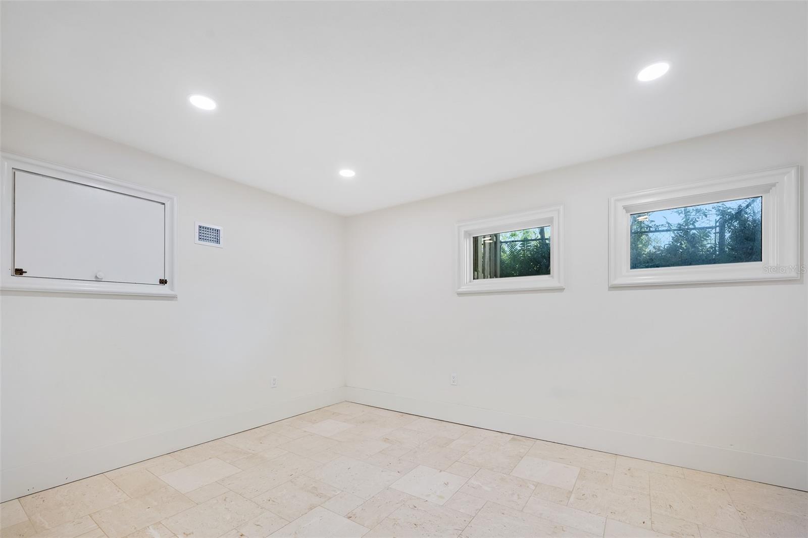 1616 S PENINSULA DR, DAYTONA BEACH, FL, 32118