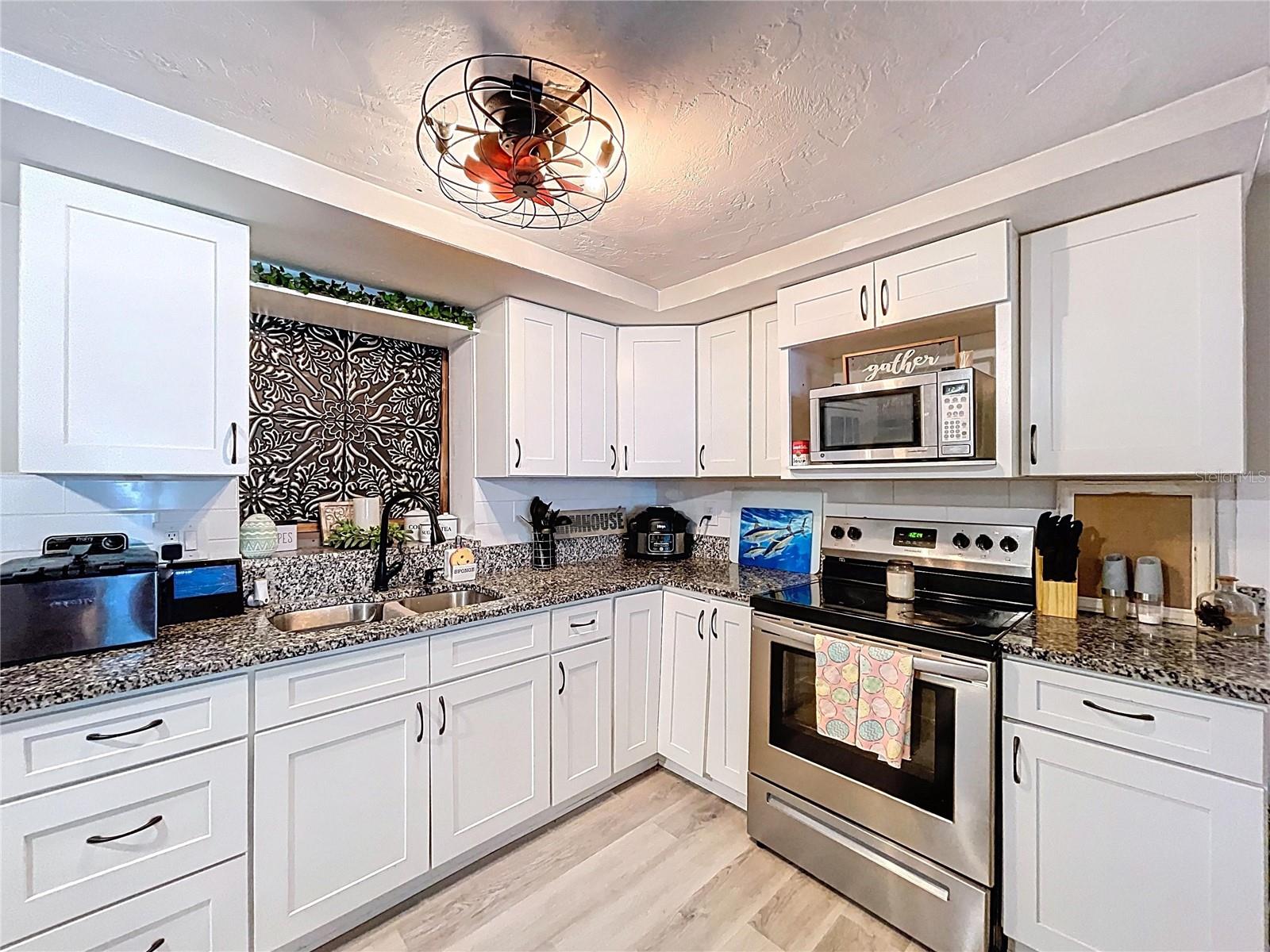 5620 QUIST DR, PORT RICHEY, FL, 34668