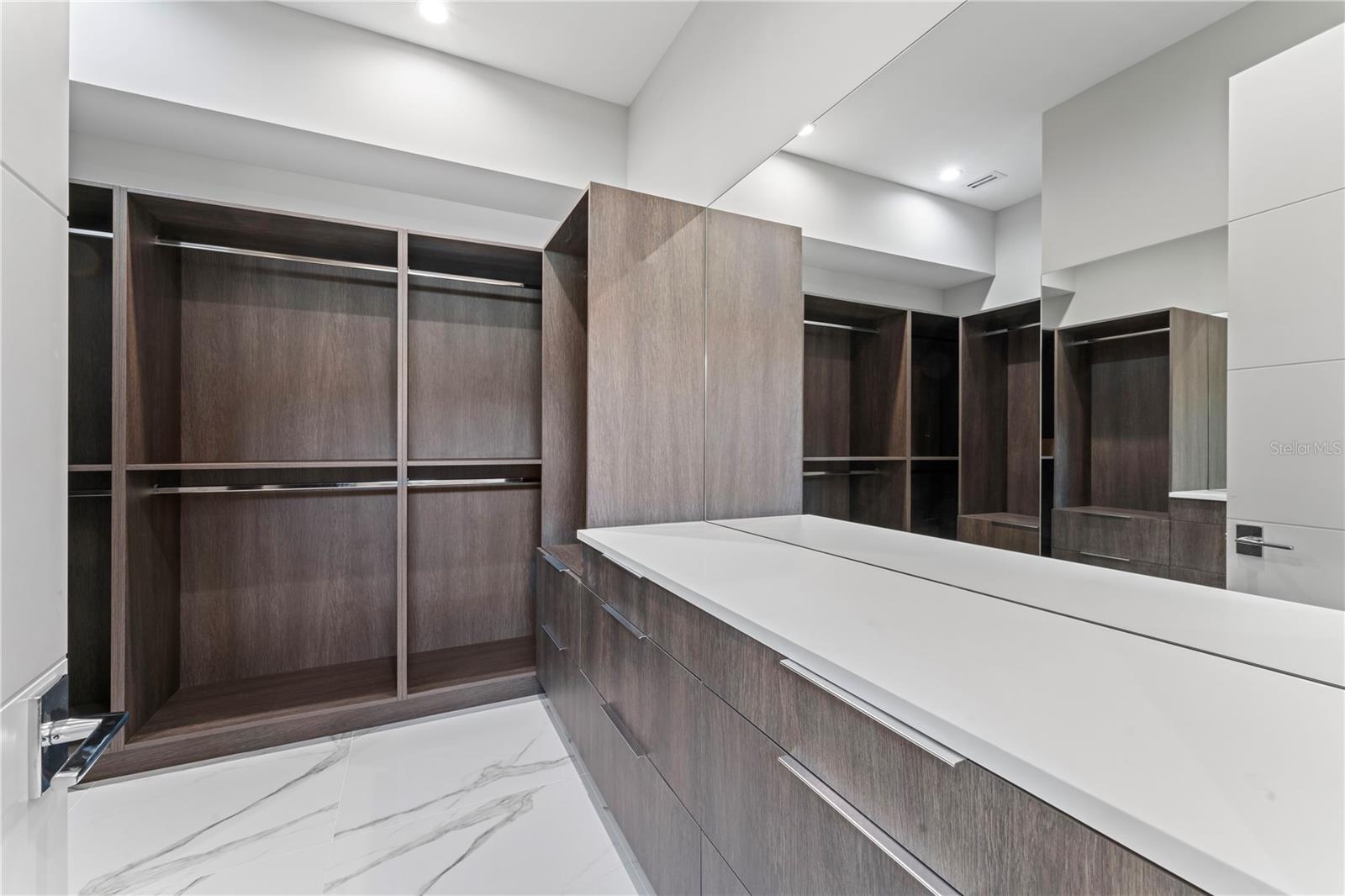 3604 W EL PRADO BLVD, TAMPA, FL, 33629