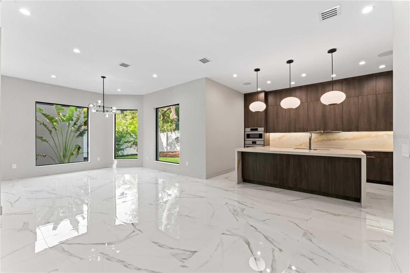 3604 W EL PRADO BLVD, TAMPA, FL, 33629