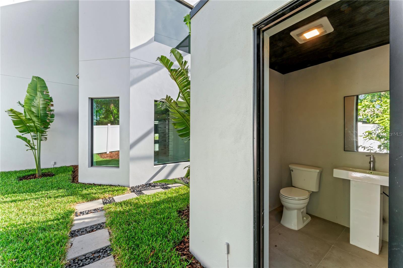3604 W EL PRADO BLVD, TAMPA, FL, 33629