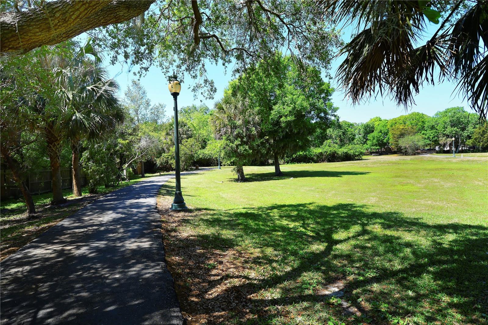 2739A TEMPLE ST, SARASOTA, FL, 34239