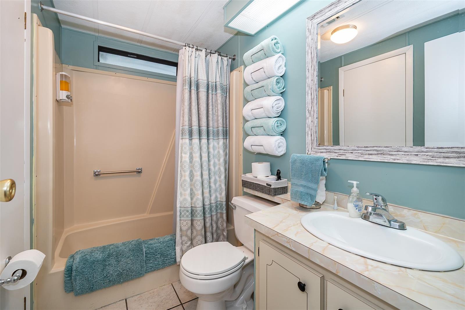 104 CHARLES ST, EDGEWATER, FL, 32141