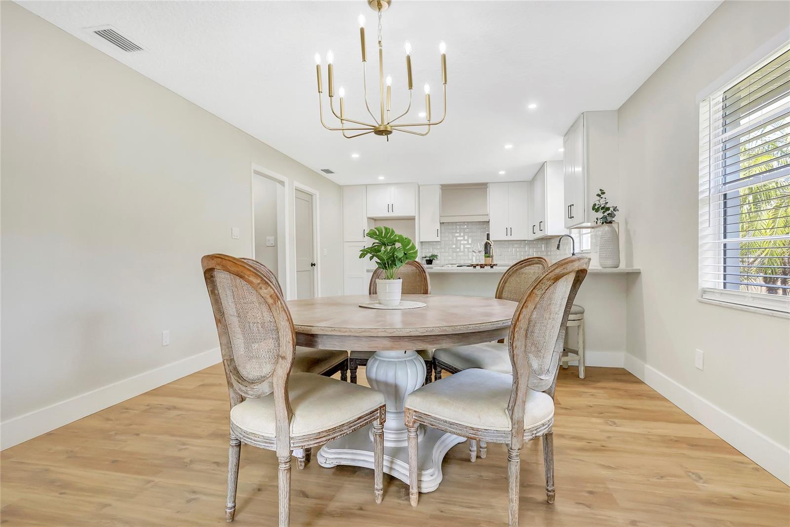 1011 TERRY DR, ALTAMONTE SPRINGS, FL, 32714