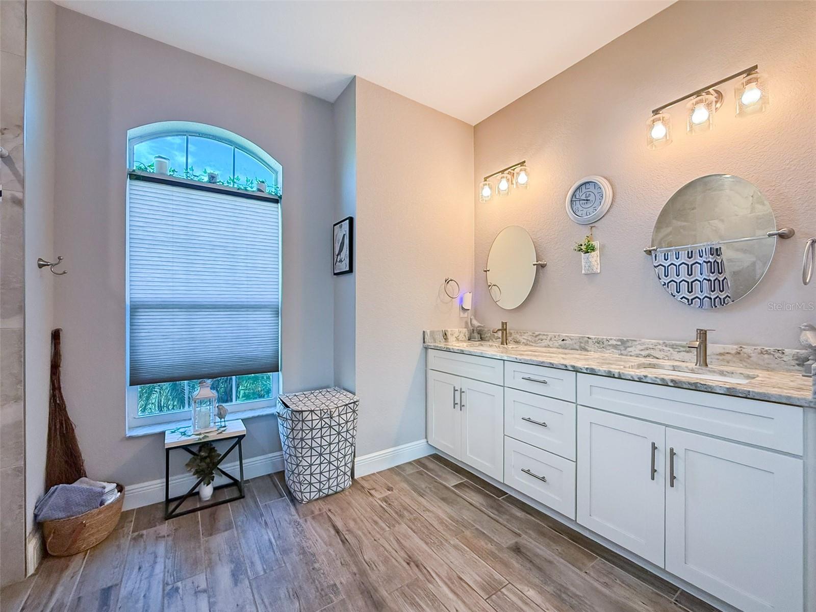 25428 ISLAS DR, PUNTA GORDA, FL, 33955