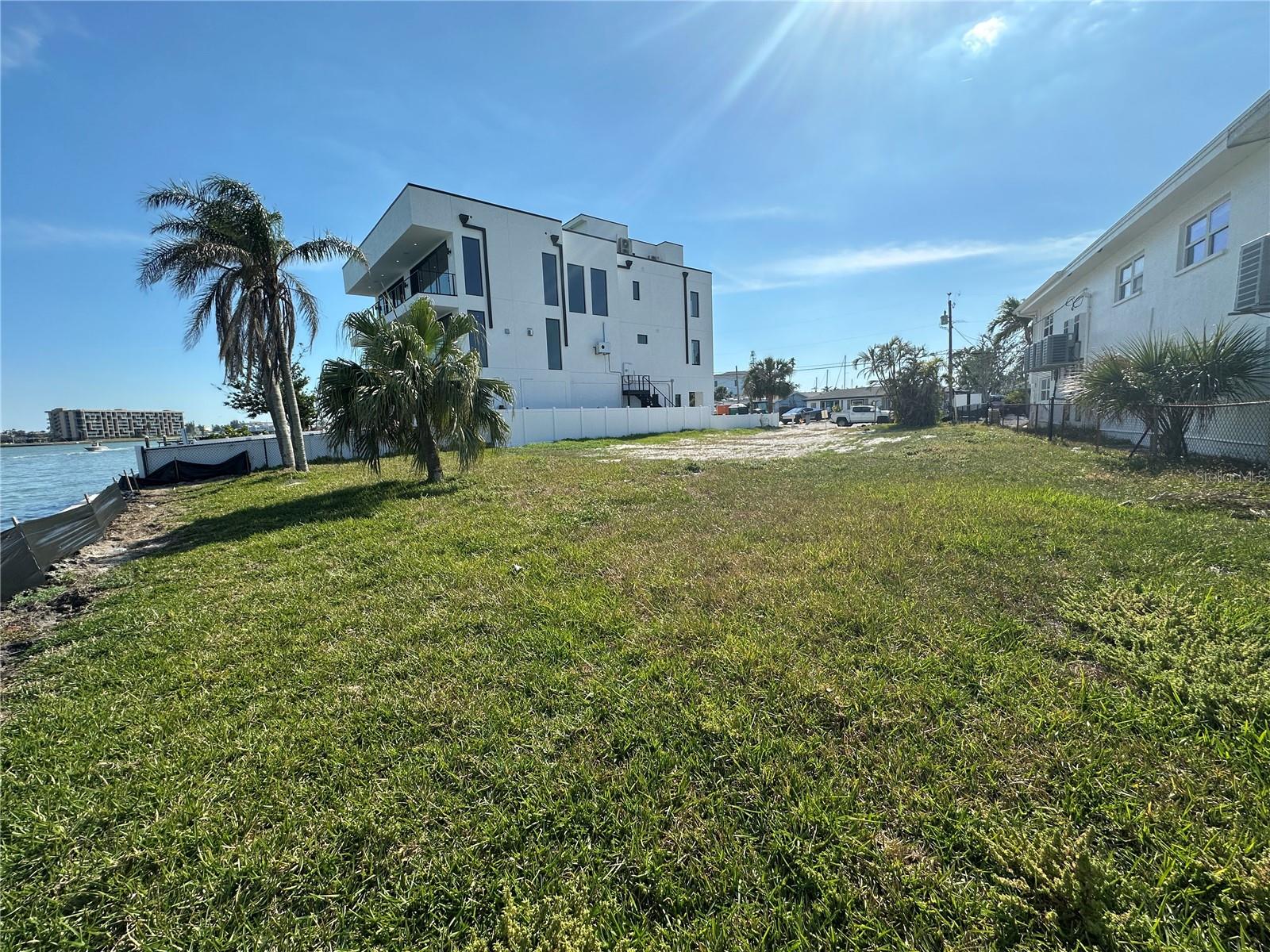 447 129TH AVE E, MADEIRA BEACH, FL, 33708