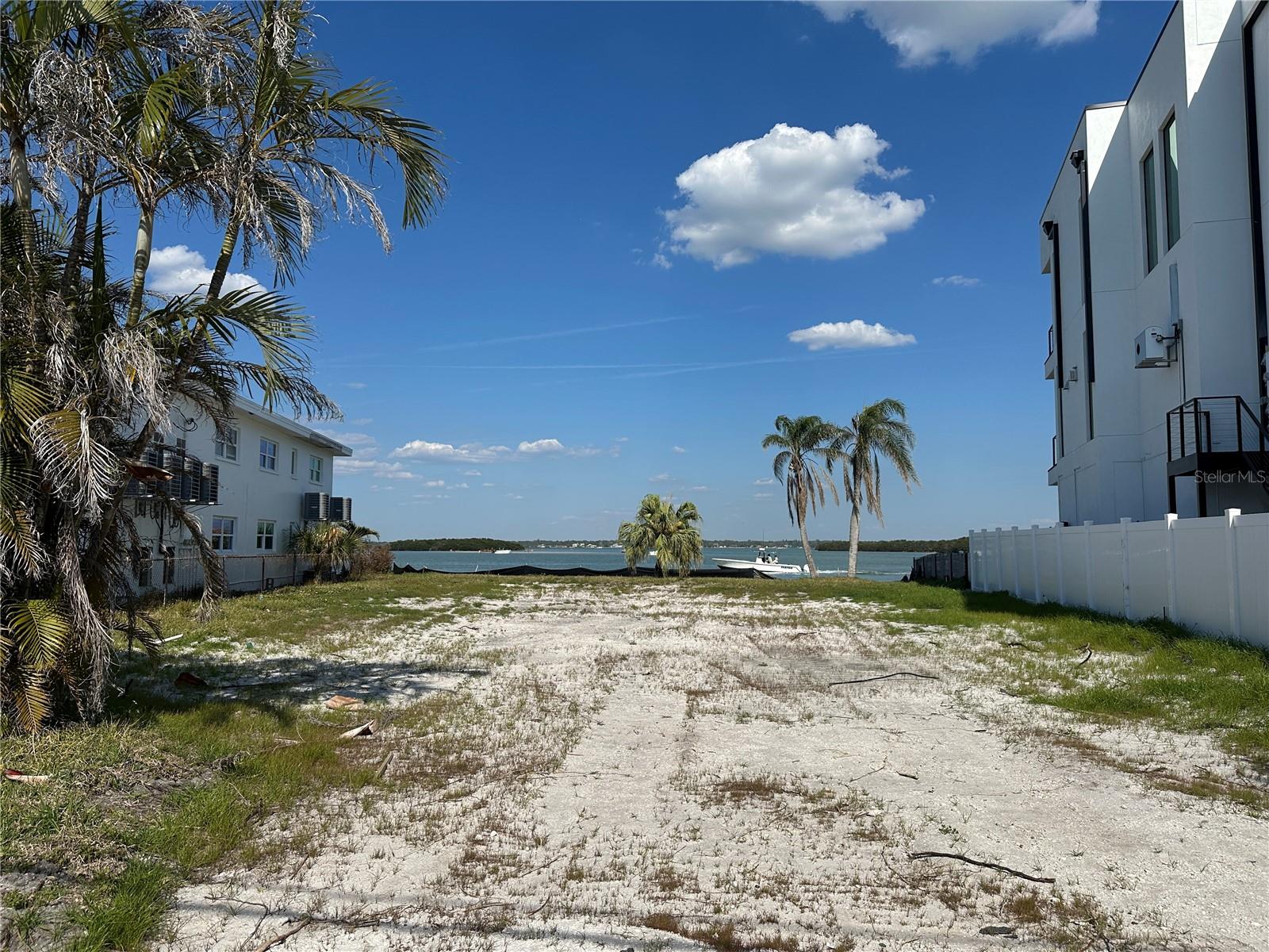 447 129TH AVE E, MADEIRA BEACH, FL, 33708