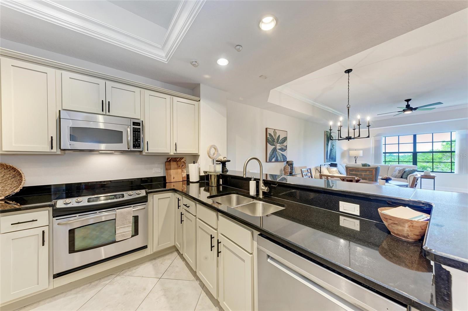 7710 LAKE VISTA CT #407, LAKEWOOD RANCH, FL, 34202