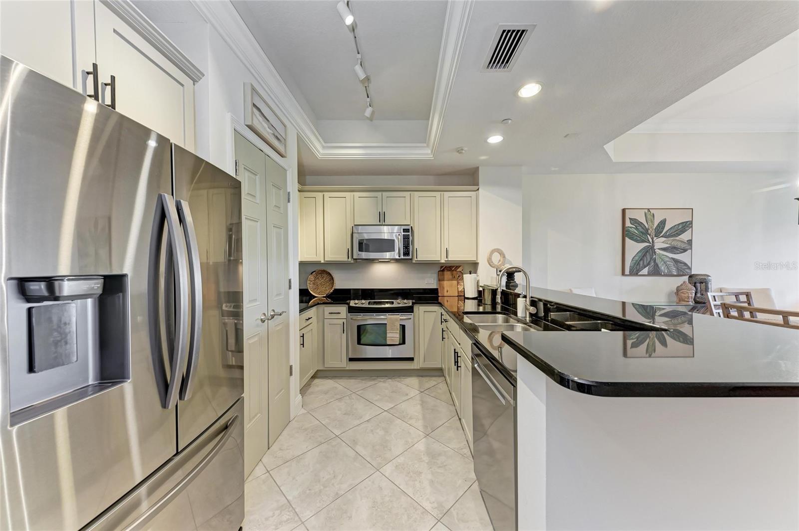 7710 LAKE VISTA CT #407, LAKEWOOD RANCH, FL, 34202