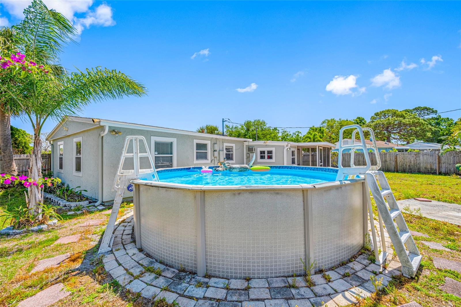 7250 12TH ST N, ST PETERSBURG, FL, 33702