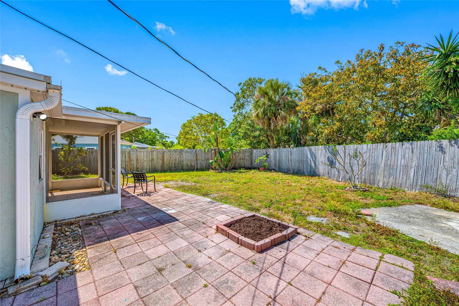 7250 12TH ST N, ST PETERSBURG, FL, 33702