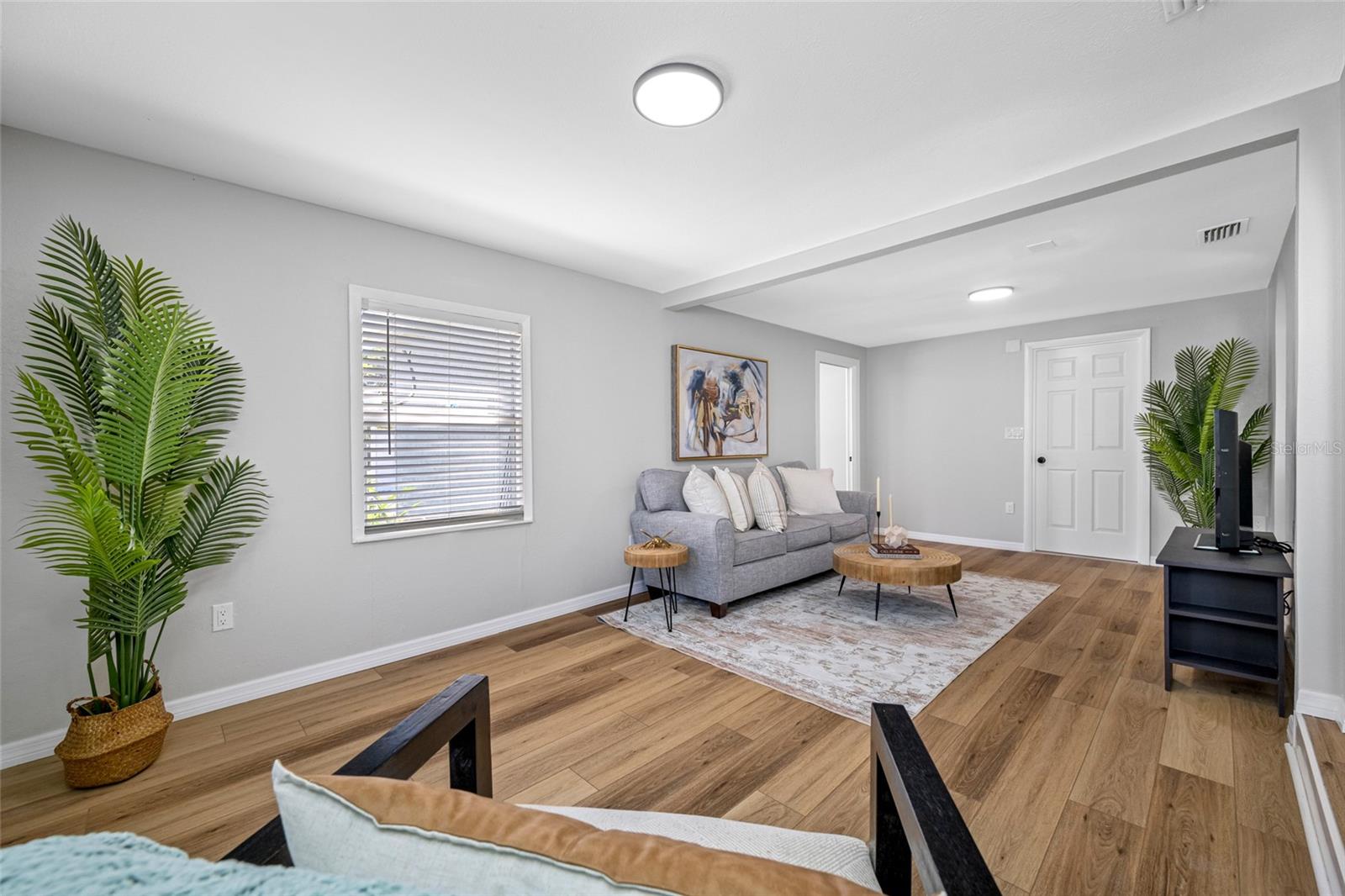 7250 12TH ST N, ST PETERSBURG, FL, 33702