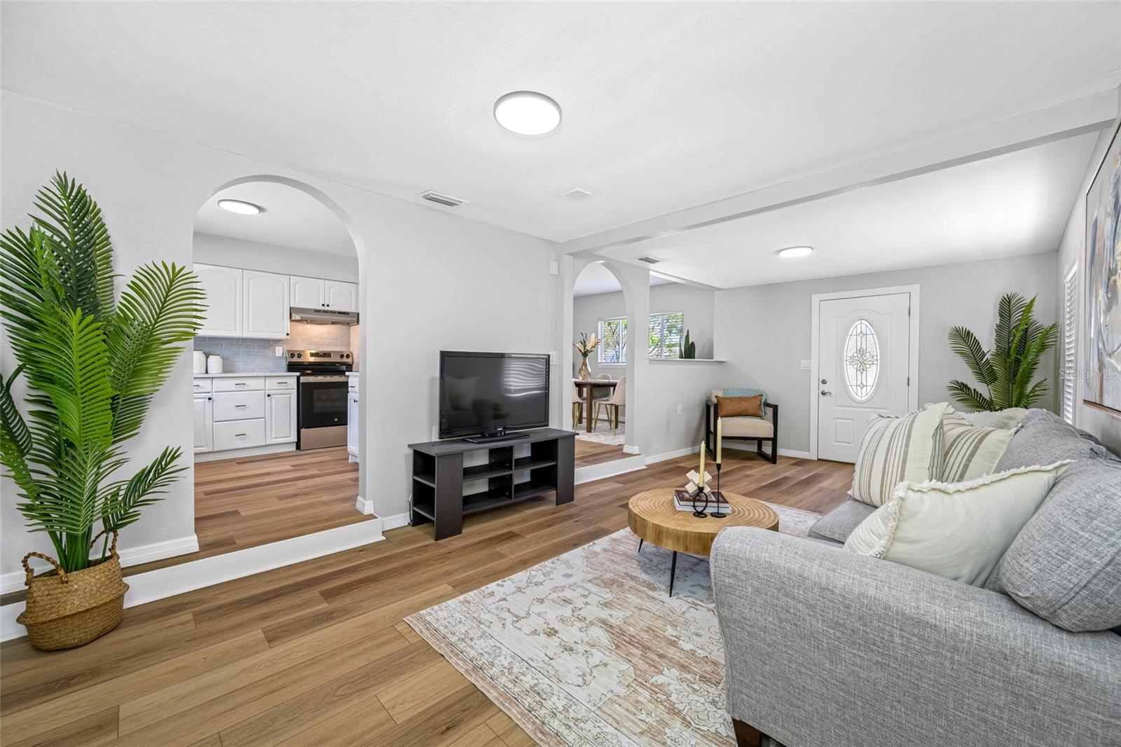 7250 12TH ST N, ST PETERSBURG, FL, 33702