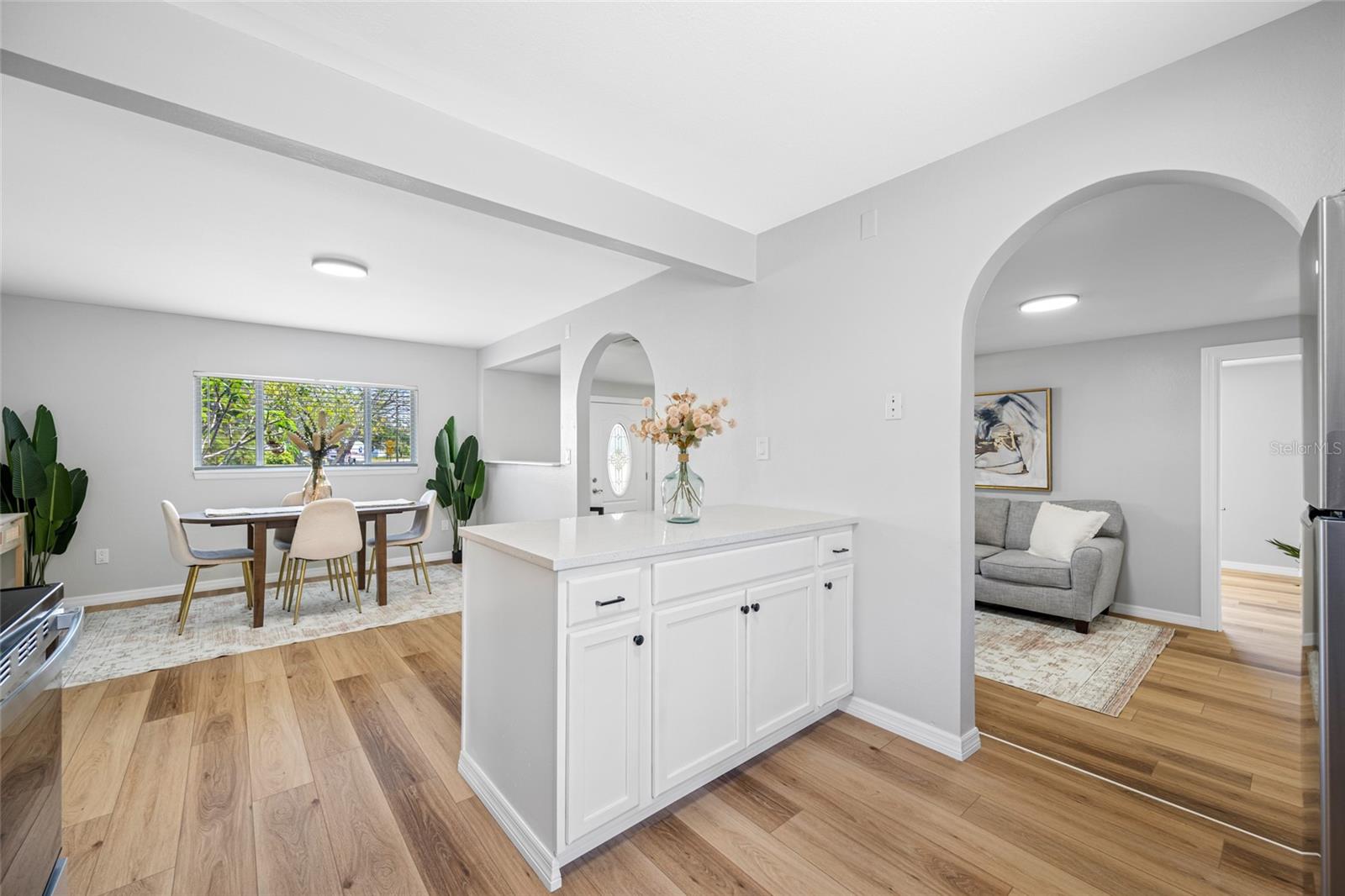 7250 12TH ST N, ST PETERSBURG, FL, 33702