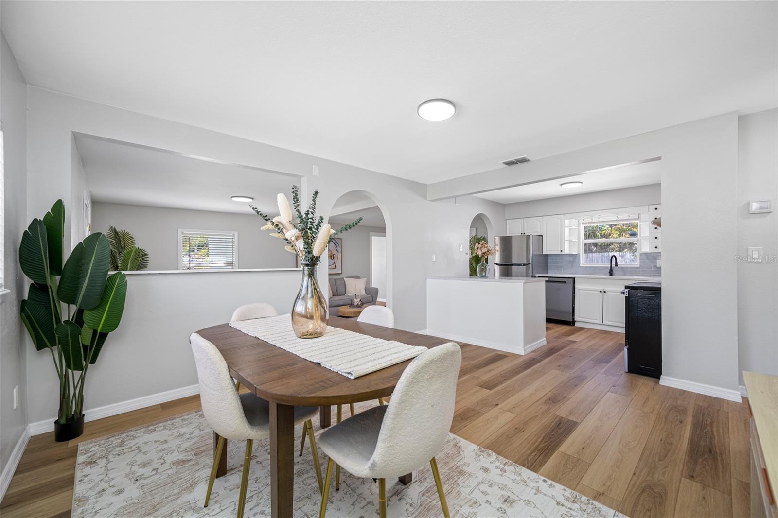 7250 12TH ST N, ST PETERSBURG, FL, 33702