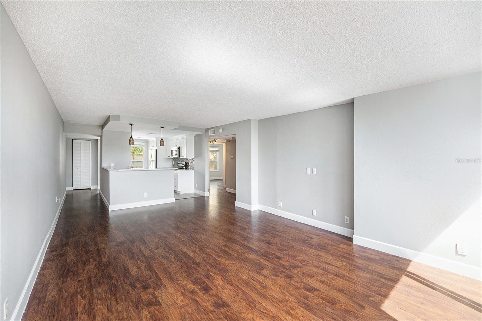 2614 COVE CAY DR #301, CLEARWATER, FL, 33760
