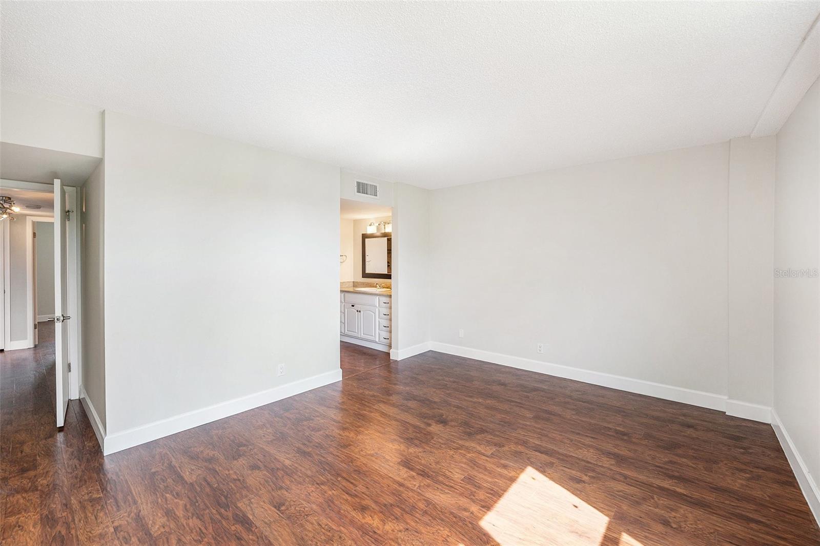 2614 COVE CAY DR #301, CLEARWATER, FL, 33760