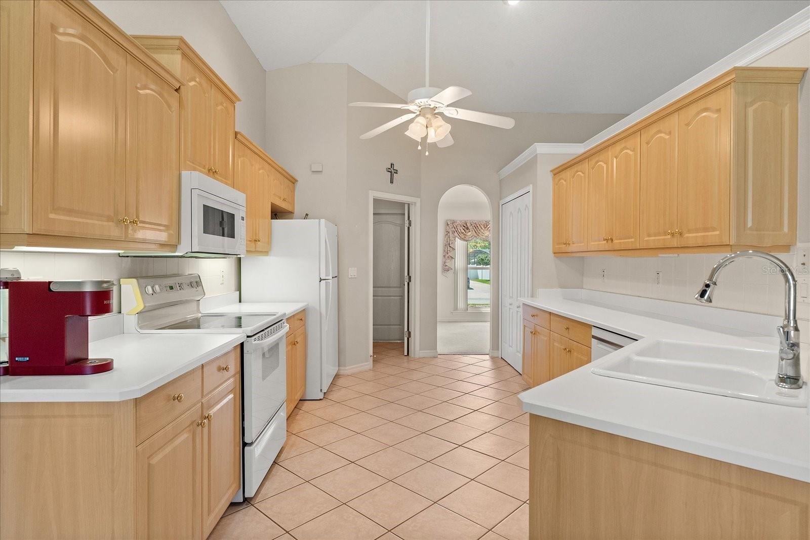 1330 BROKEN PINE RD, DELTONA, FL, 32725
