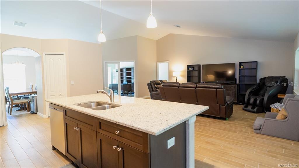 16 CYCLAMEN CT W, HOMOSASSA, FL, 34446