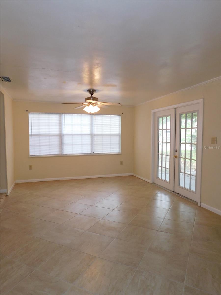 1204 NE 10TH AVE, GAINESVILLE, FL, 32601