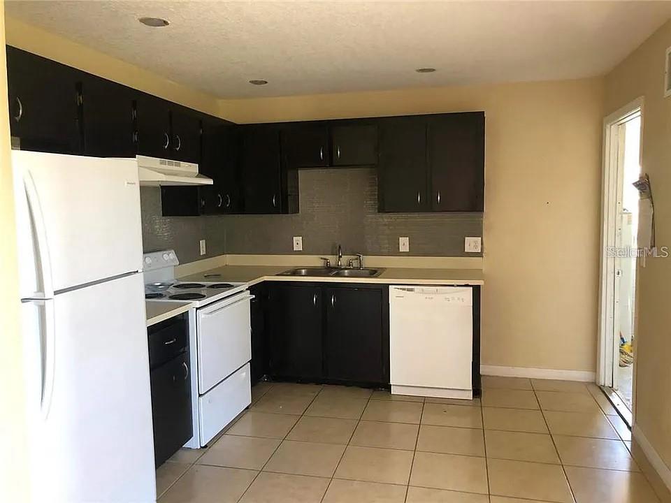 330 COLONADE CT, KISSIMMEE, FL, 34758