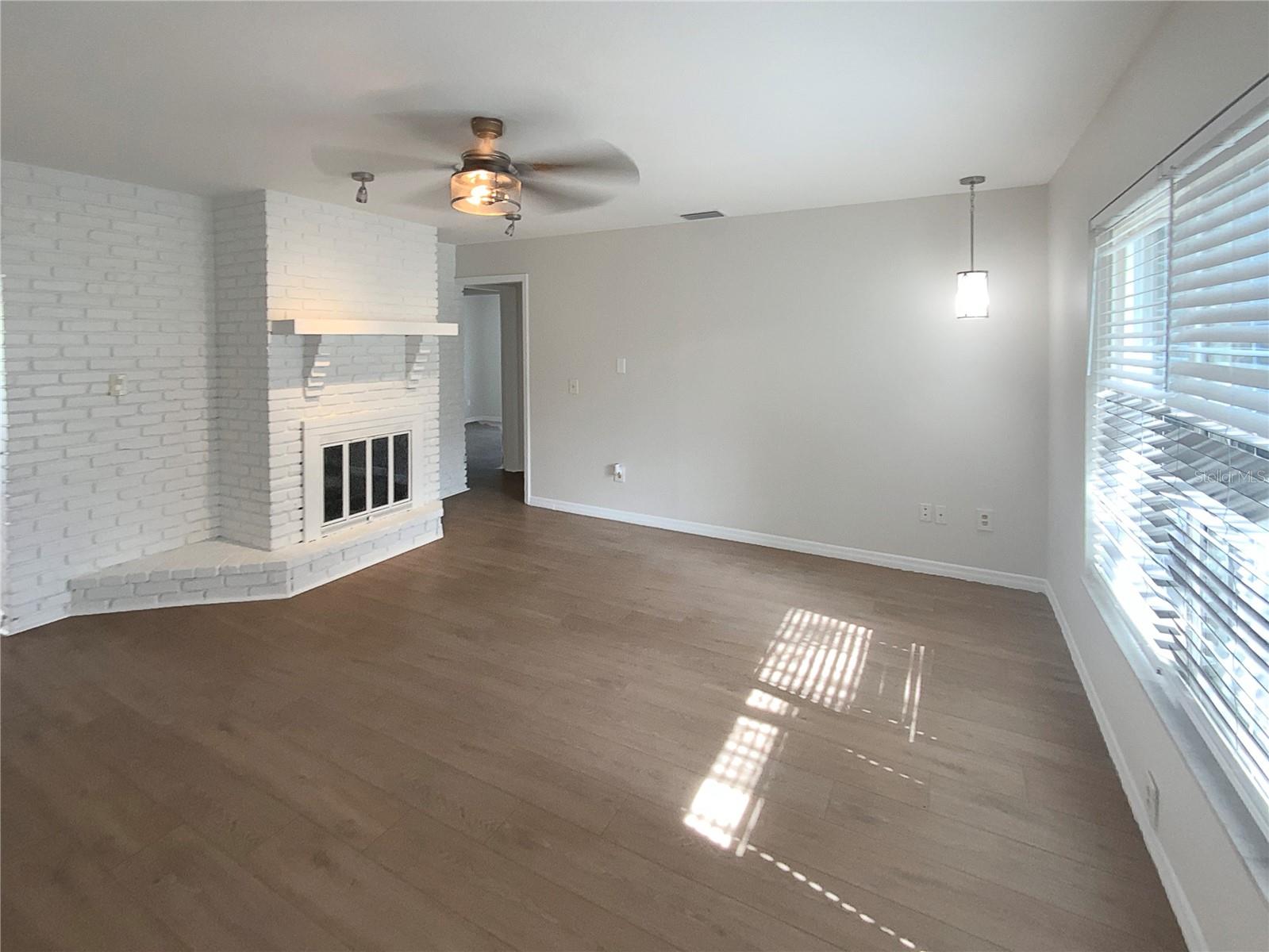1404 ROSEWOOD AVE, DUNEDIN, FL, 34698