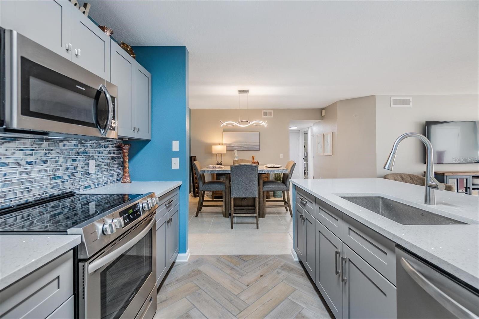 9481 HIGHLAND OAK DRIVE #602, TAMPA, FL, 33647
