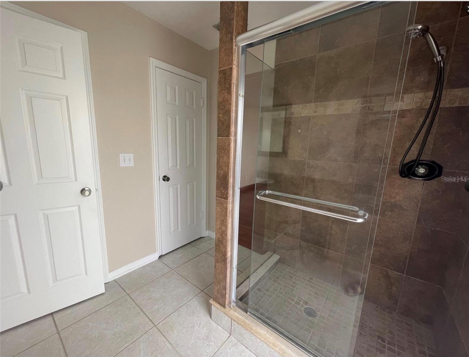 16126 PEBBLEBROOK DR, TAMPA, FL, 33624