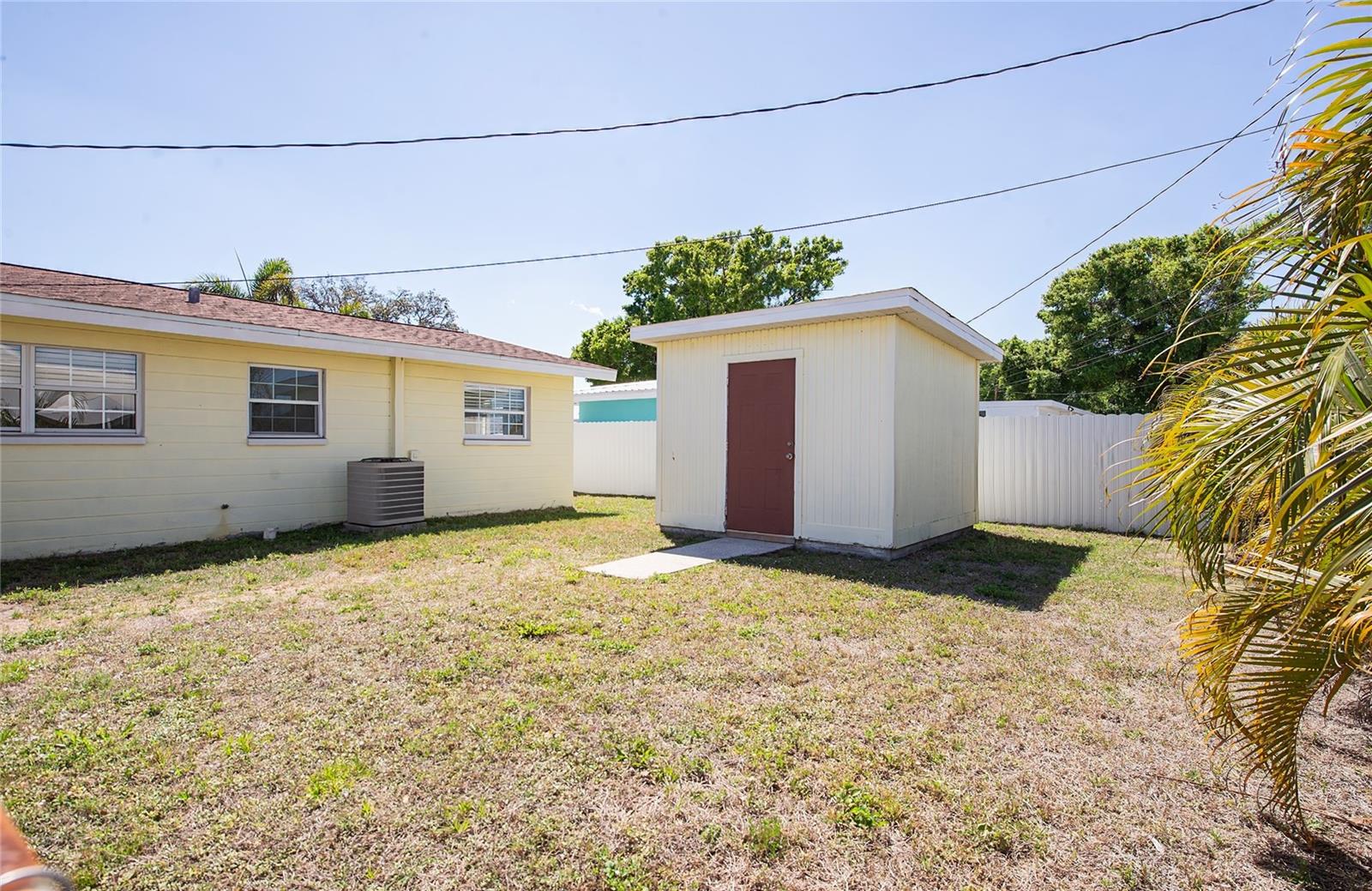3165 49TH AVE N, ST PETERSBURG, FL, 33714