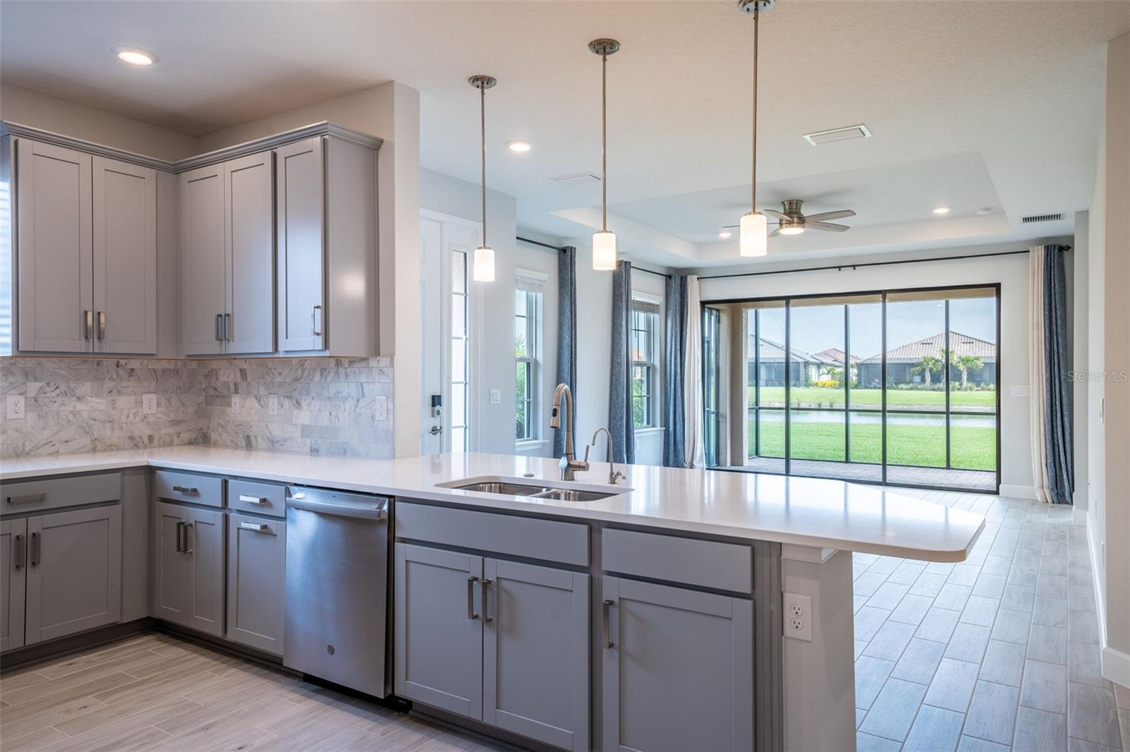 10449 MORNING MIST LN, SARASOTA, FL, 34241