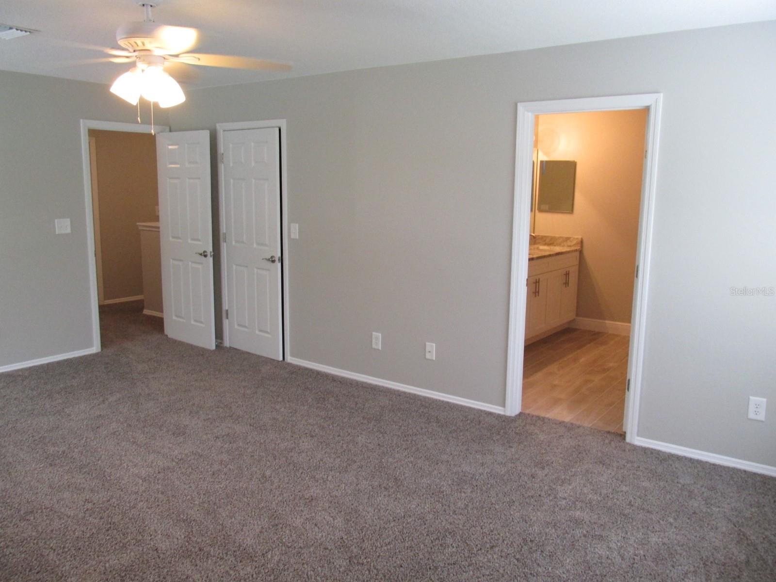 30849 TEMPLE STAND AVE, WESLEY CHAPEL, FL, 33543