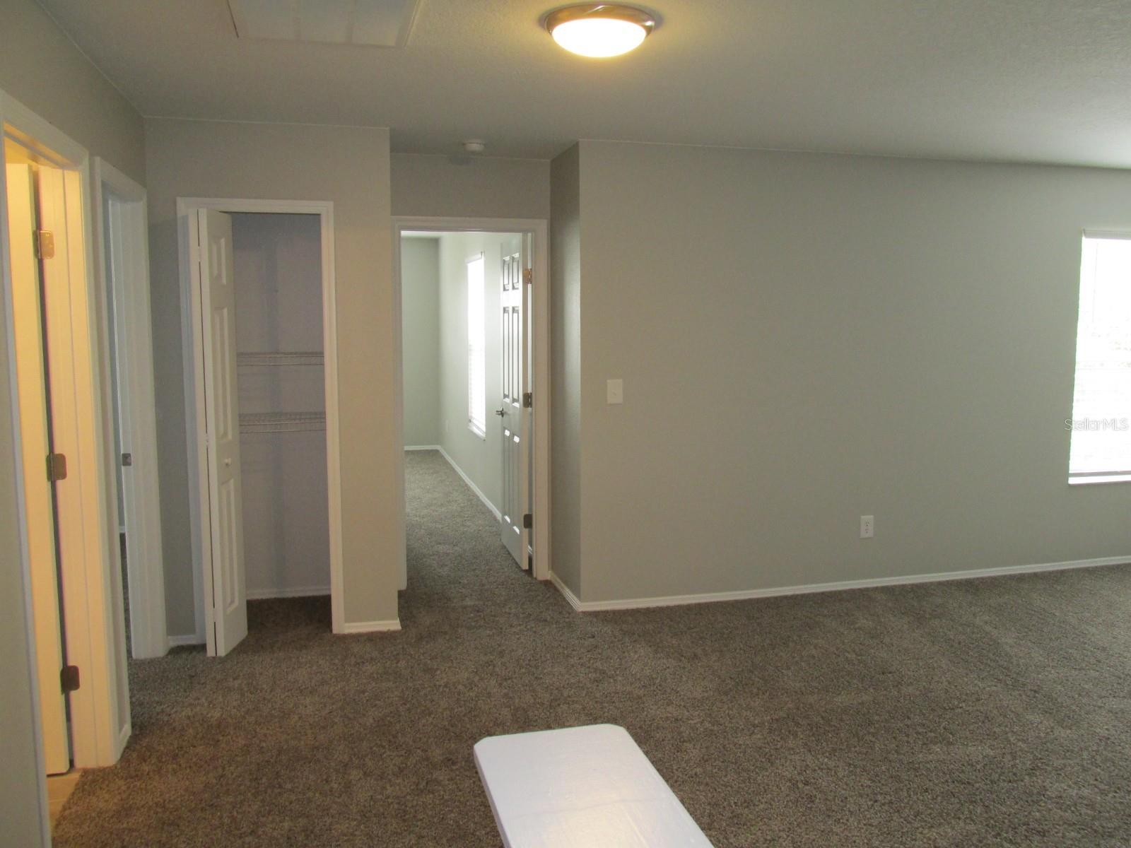 30849 TEMPLE STAND AVE, WESLEY CHAPEL, FL, 33543