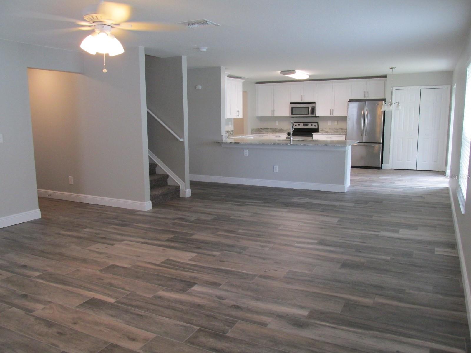 30849 TEMPLE STAND AVE, WESLEY CHAPEL, FL, 33543