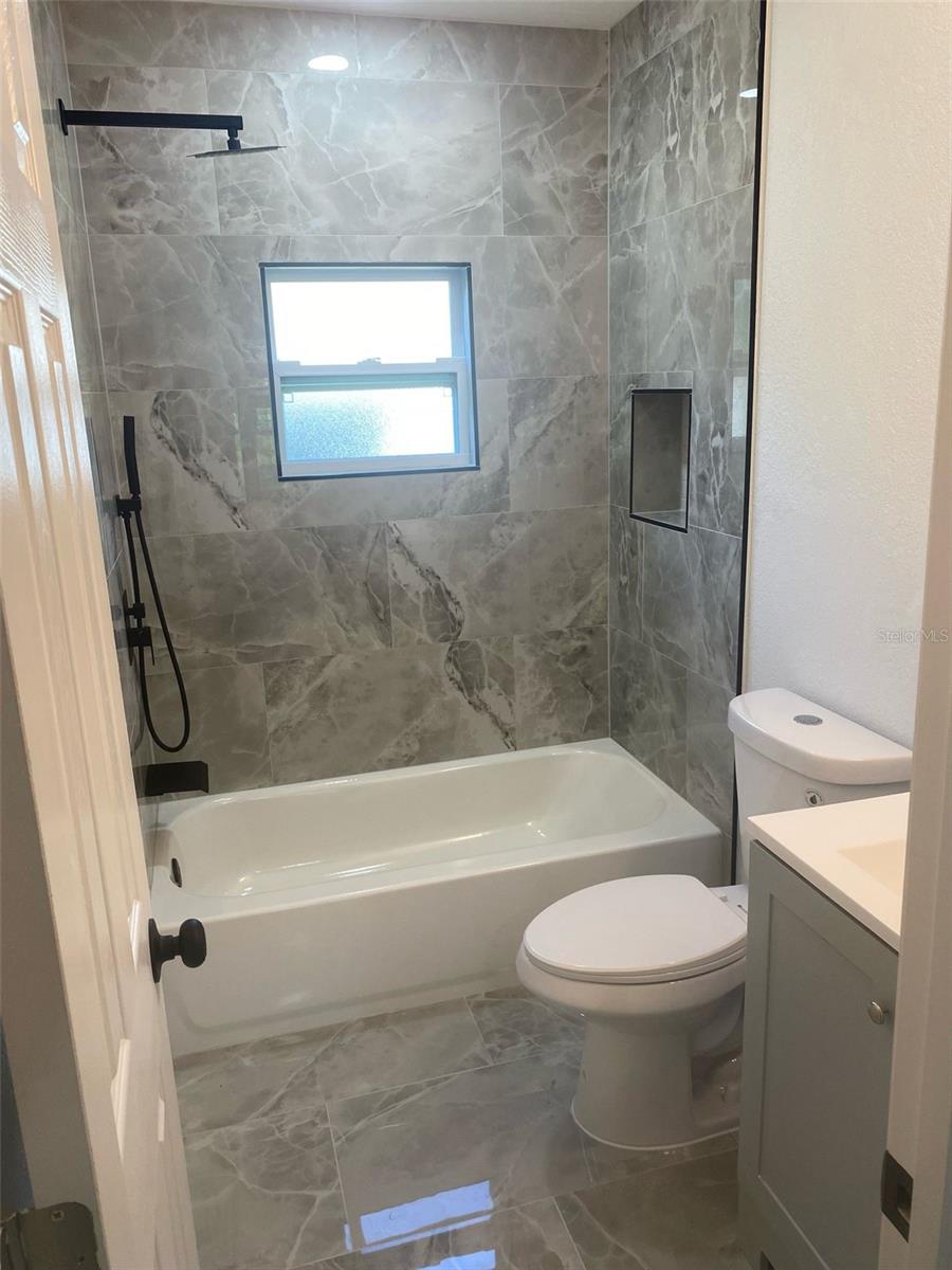 2405 LEBANON RD, LAKELAND, FL, 33815