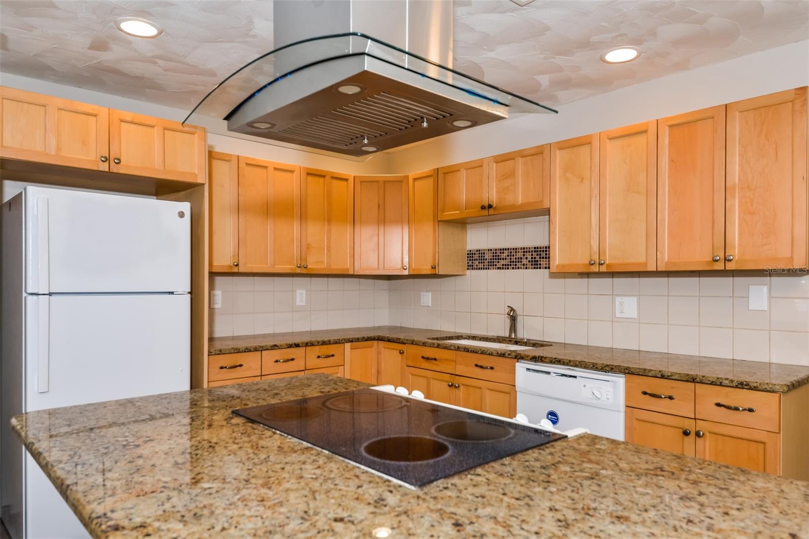 3200 TYNE LN, SARASOTA, FL, 34232