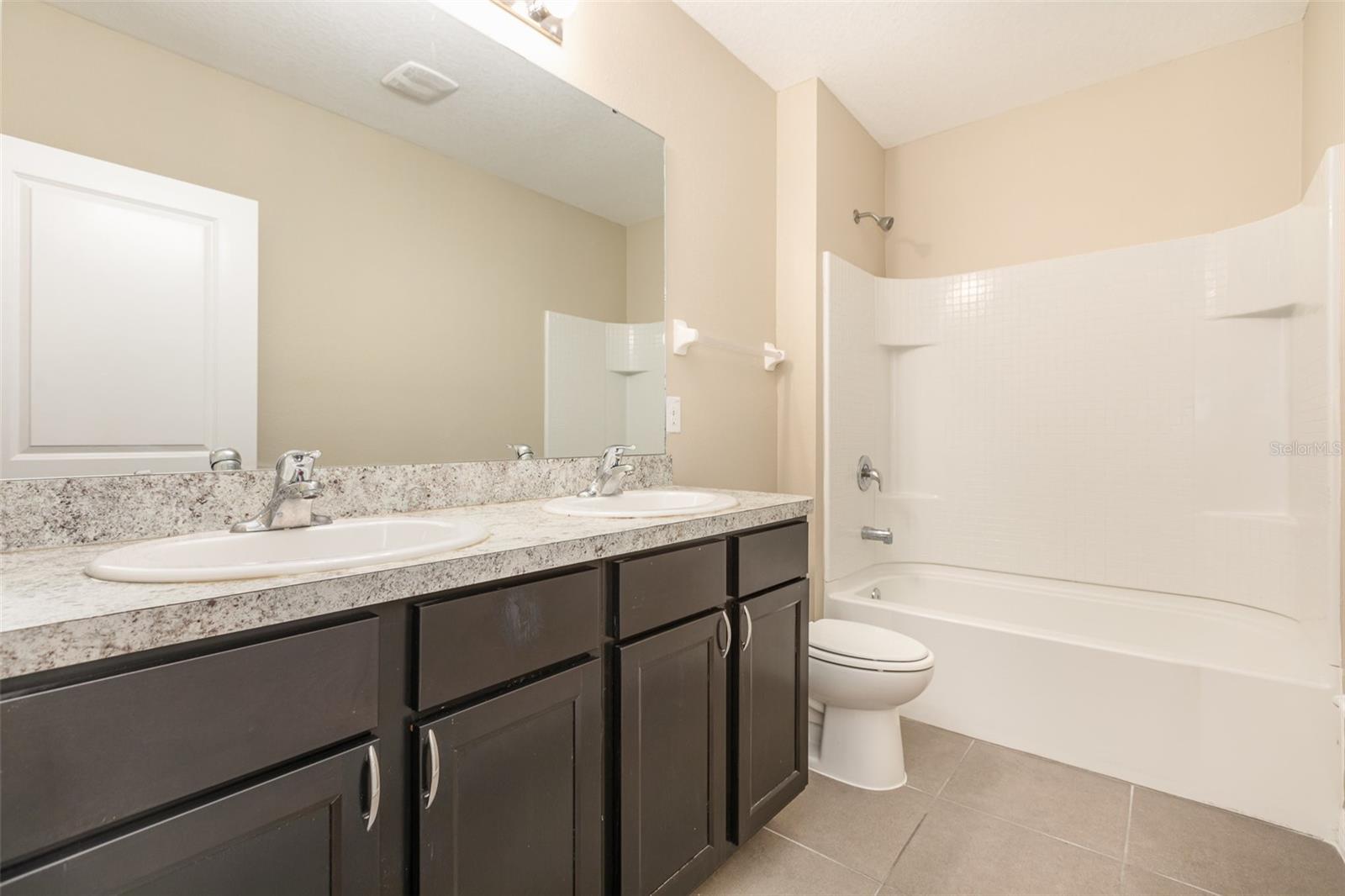 11807 MYRTLE ROCK DR, RIVERVIEW, FL, 33578