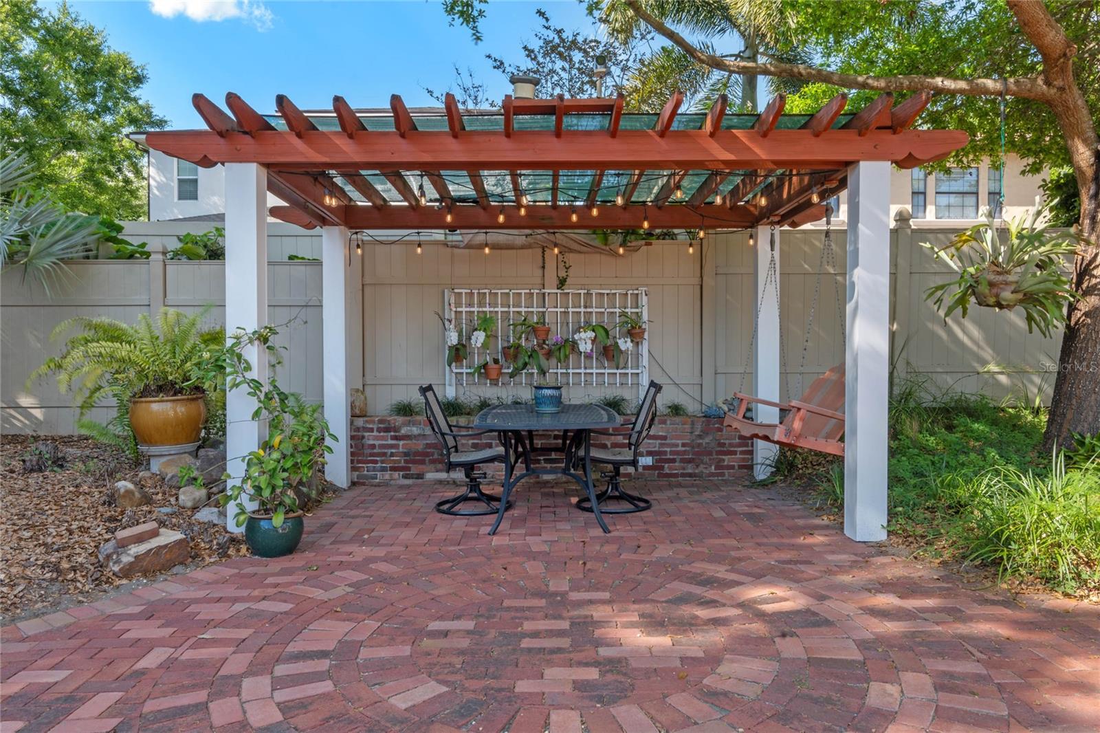 525 SHERIDAN BLVD, ORLANDO, FL, 32804