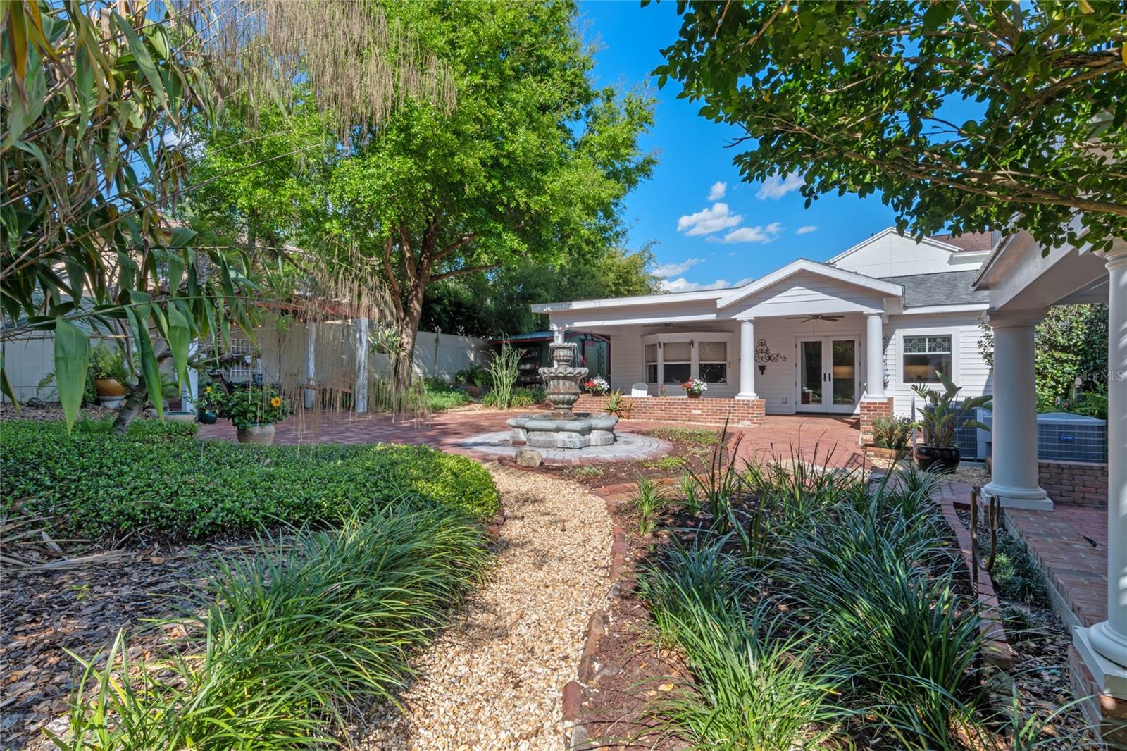 525 SHERIDAN BLVD, ORLANDO, FL, 32804