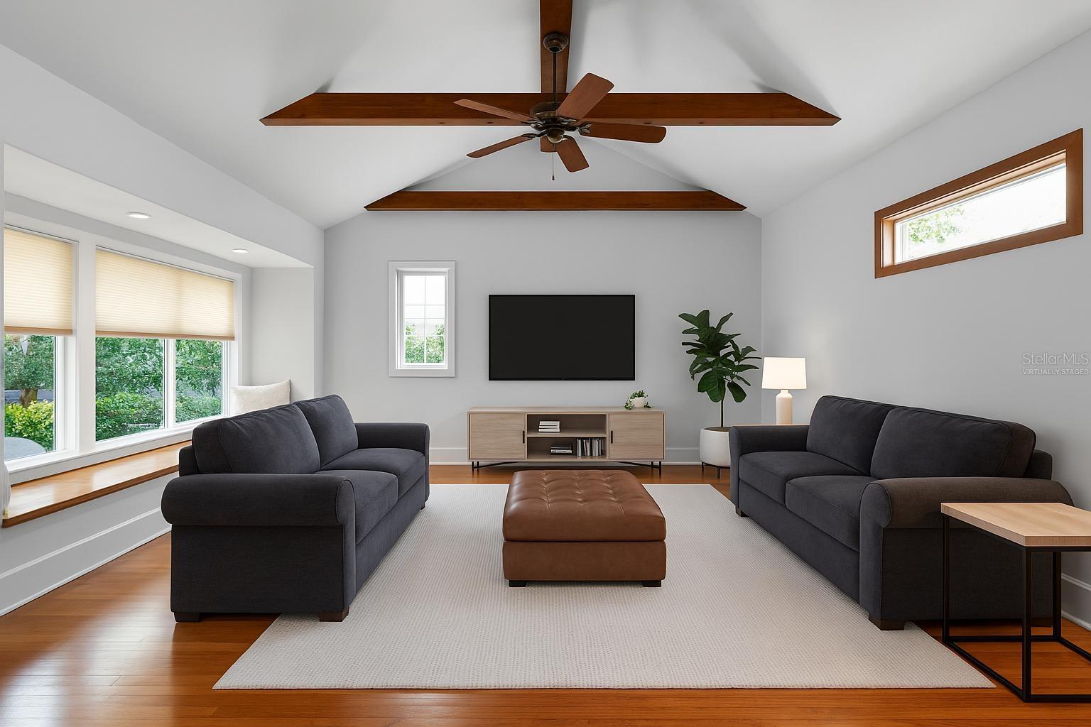 525 SHERIDAN BLVD, ORLANDO, FL, 32804