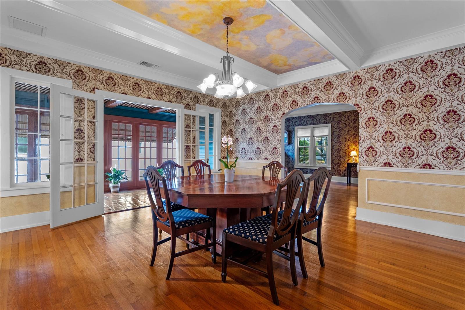 525 SHERIDAN BLVD, ORLANDO, FL, 32804